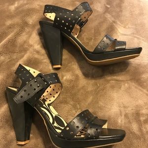 Kenneth Cole Reaction Sandals, size 9.5, very gently used condition